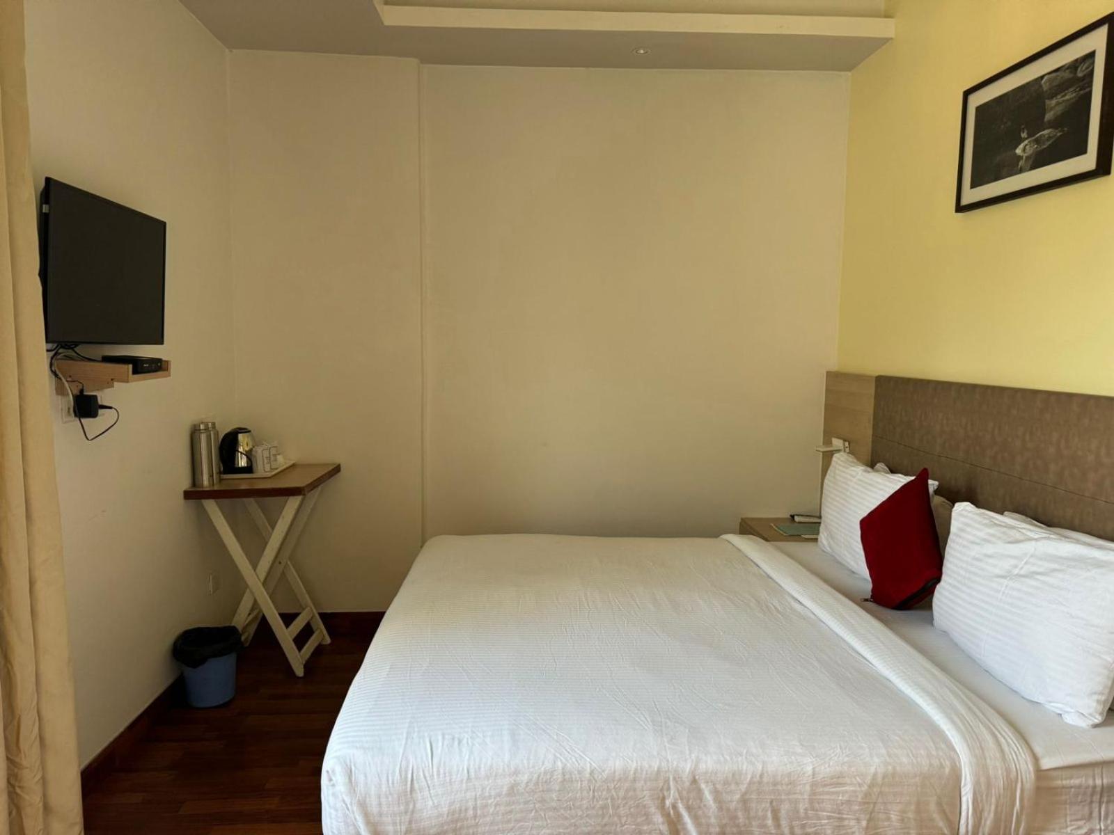 Hotel River Retreat 康格拉 外观 照片