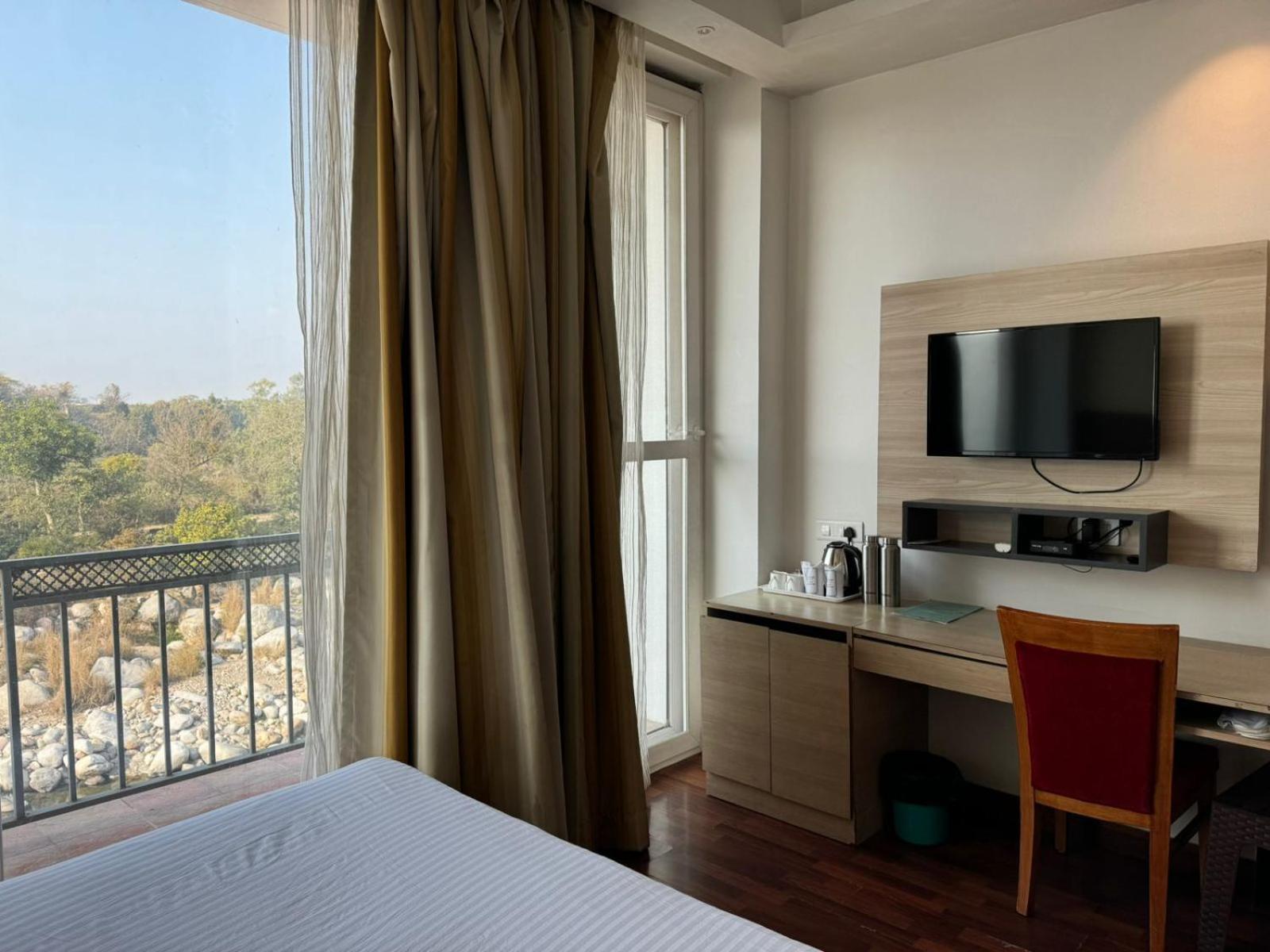 Hotel River Retreat 康格拉 外观 照片