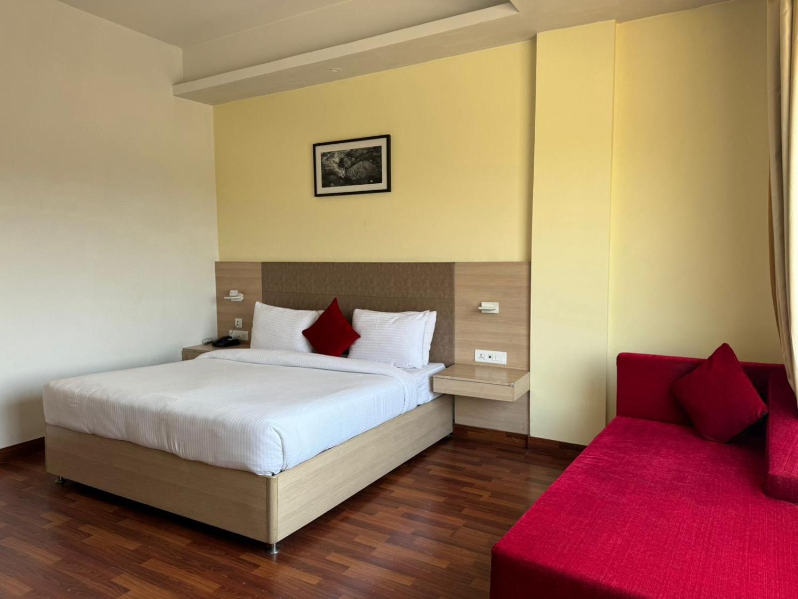 Hotel River Retreat 康格拉 外观 照片