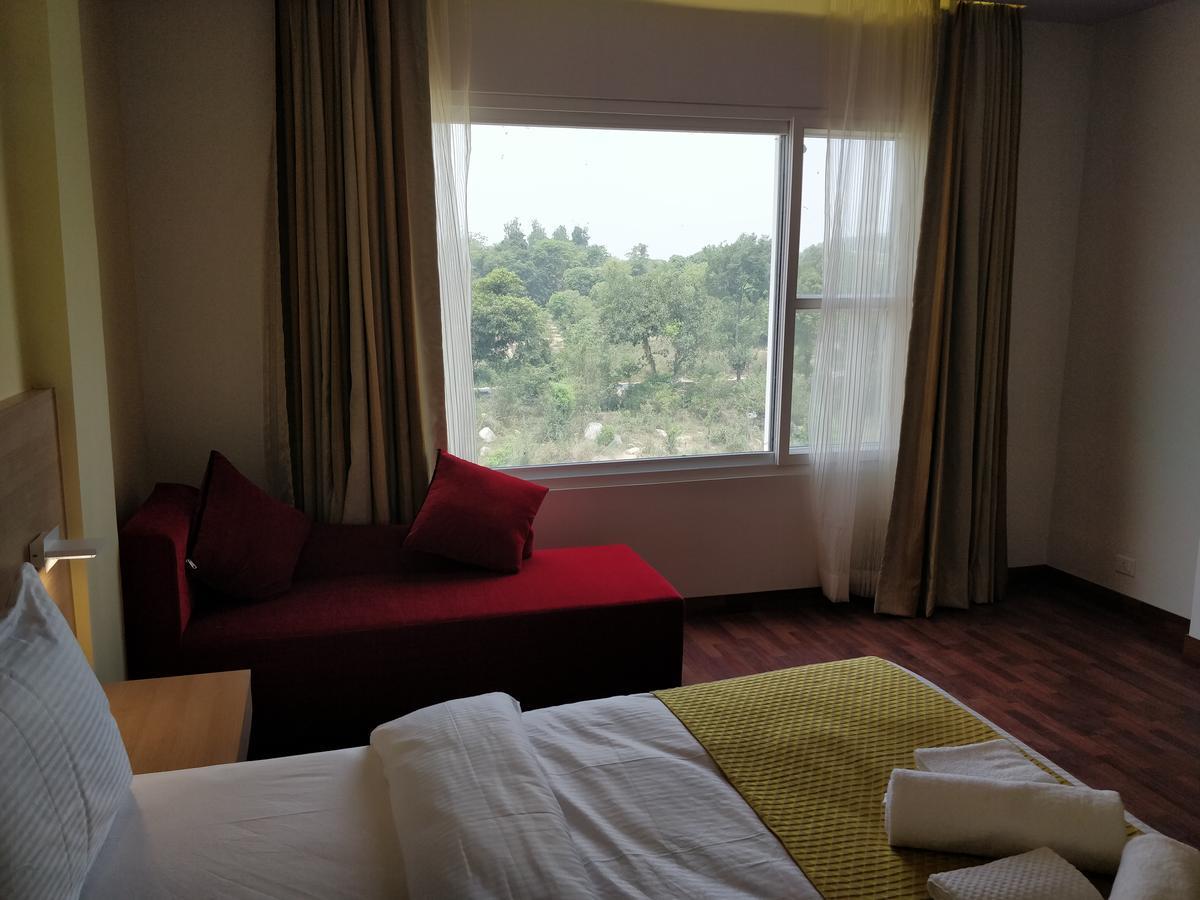 Hotel River Retreat 康格拉 外观 照片