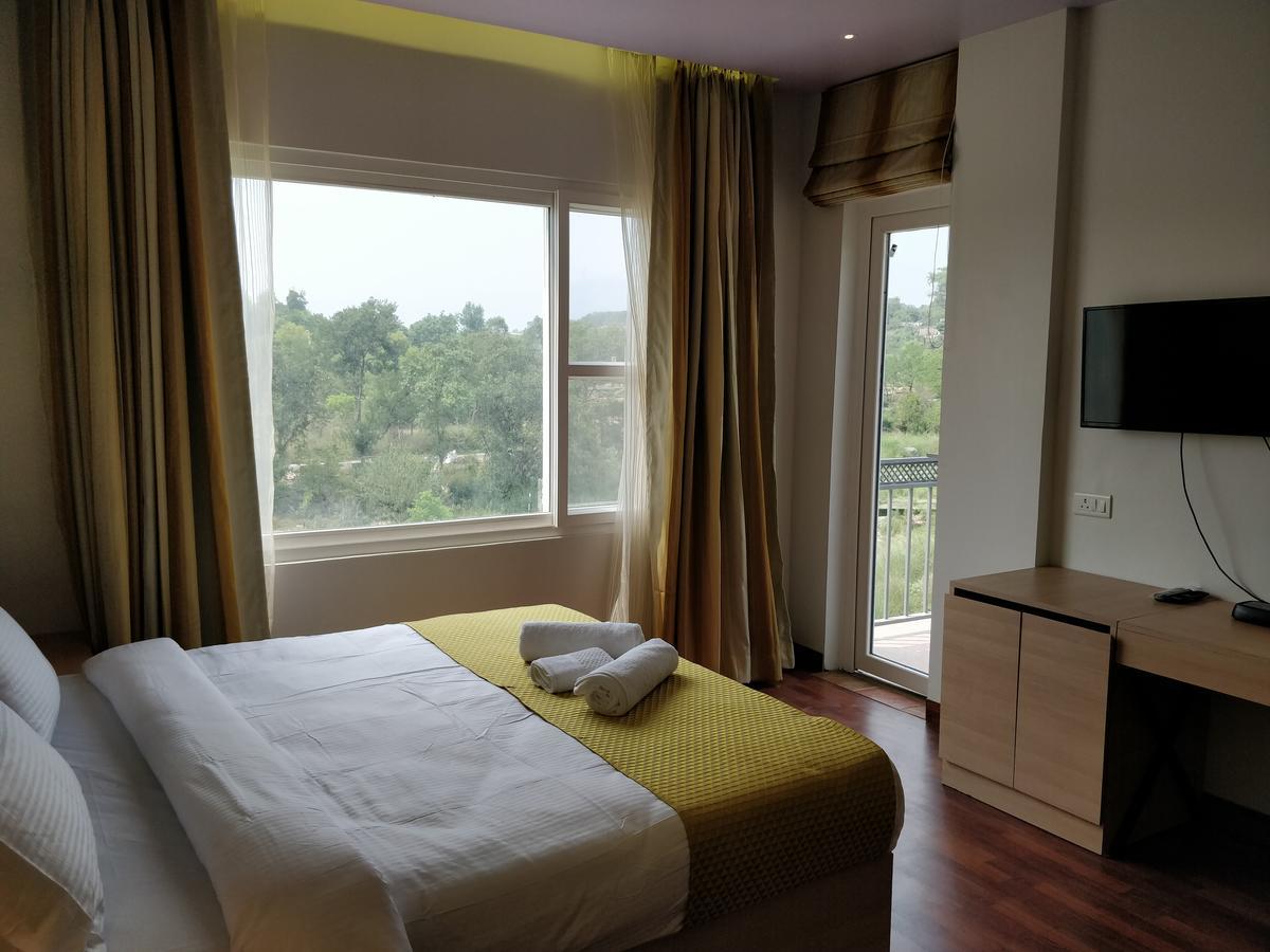 Hotel River Retreat 康格拉 外观 照片