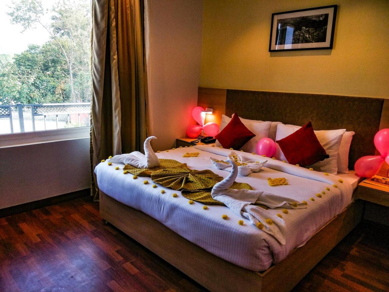 Hotel River Retreat 康格拉 外观 照片