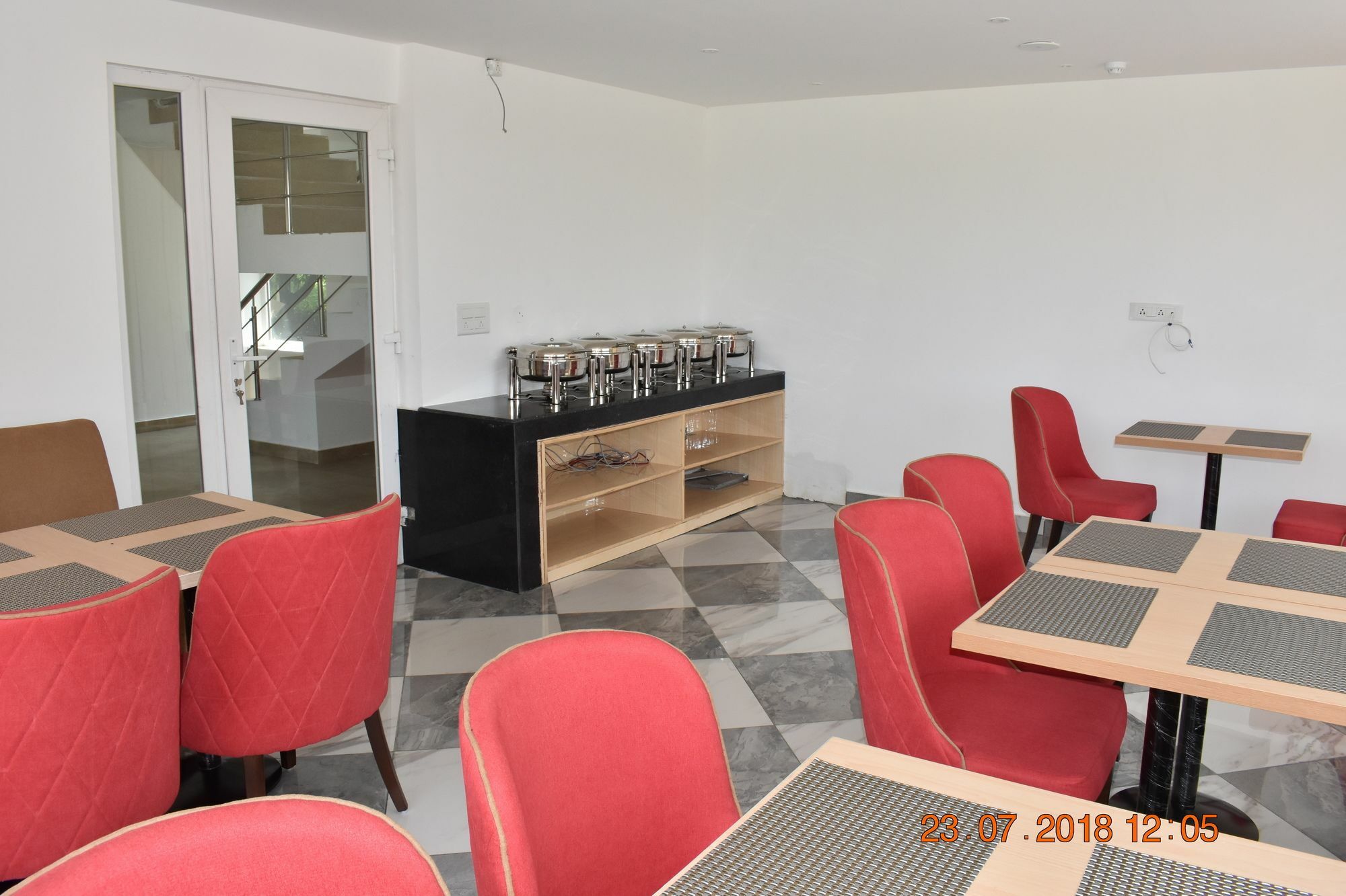 Hotel River Retreat 康格拉 外观 照片
