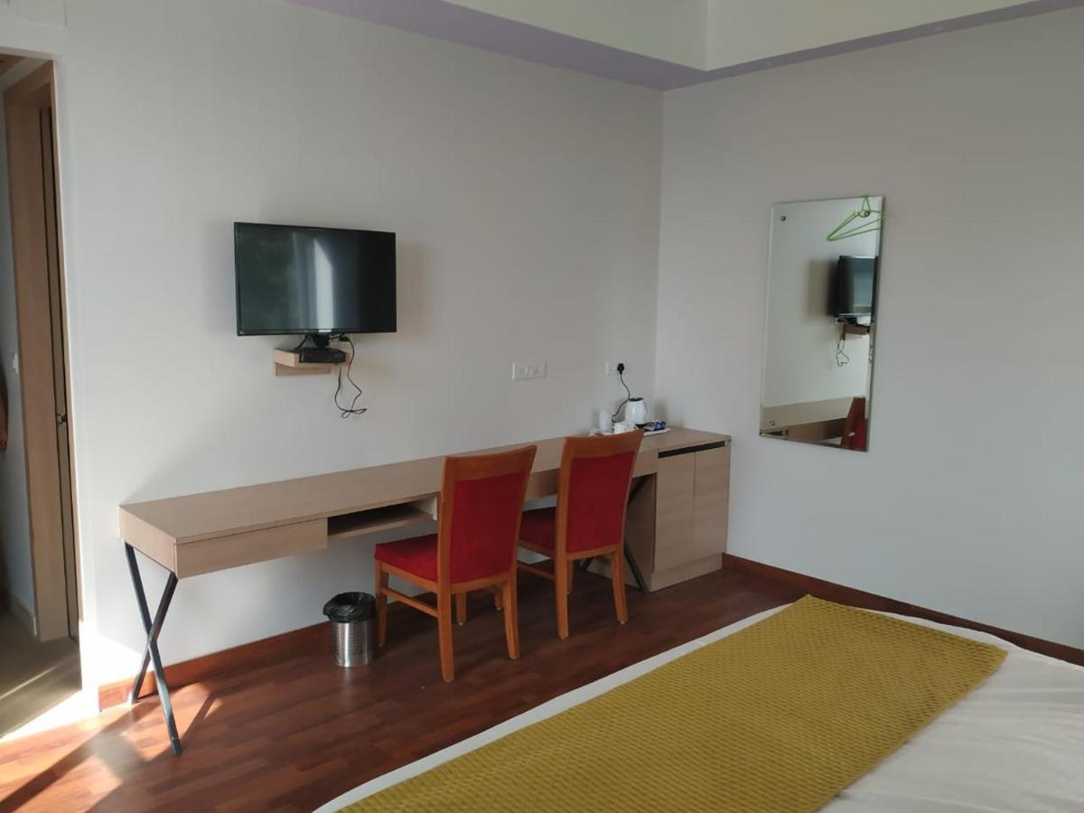 Hotel River Retreat 康格拉 外观 照片