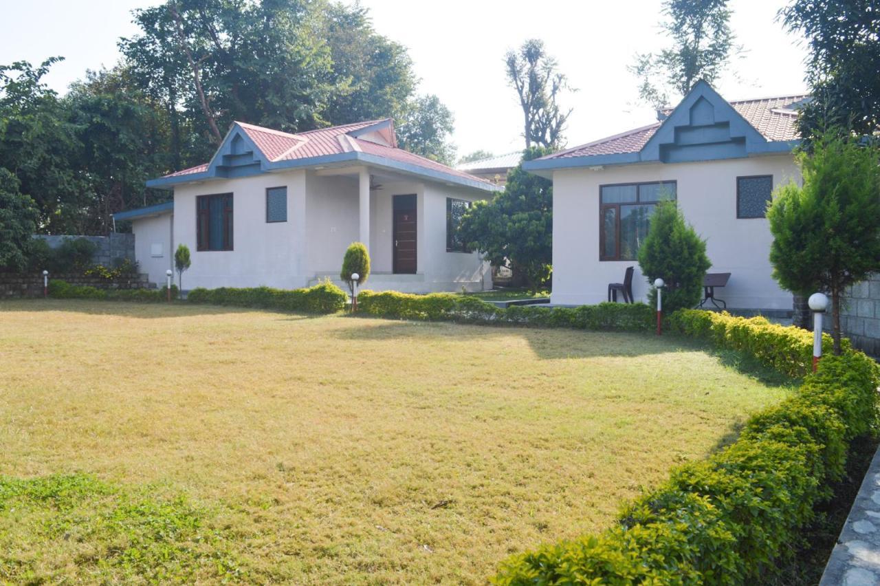 Hotel River Retreat 康格拉 外观 照片